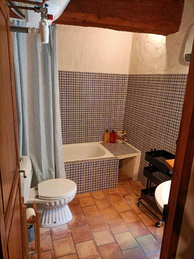 Maison Atypique Coeur De Village Historique Villeneuve-lès-Avignon Eksteriør bilde