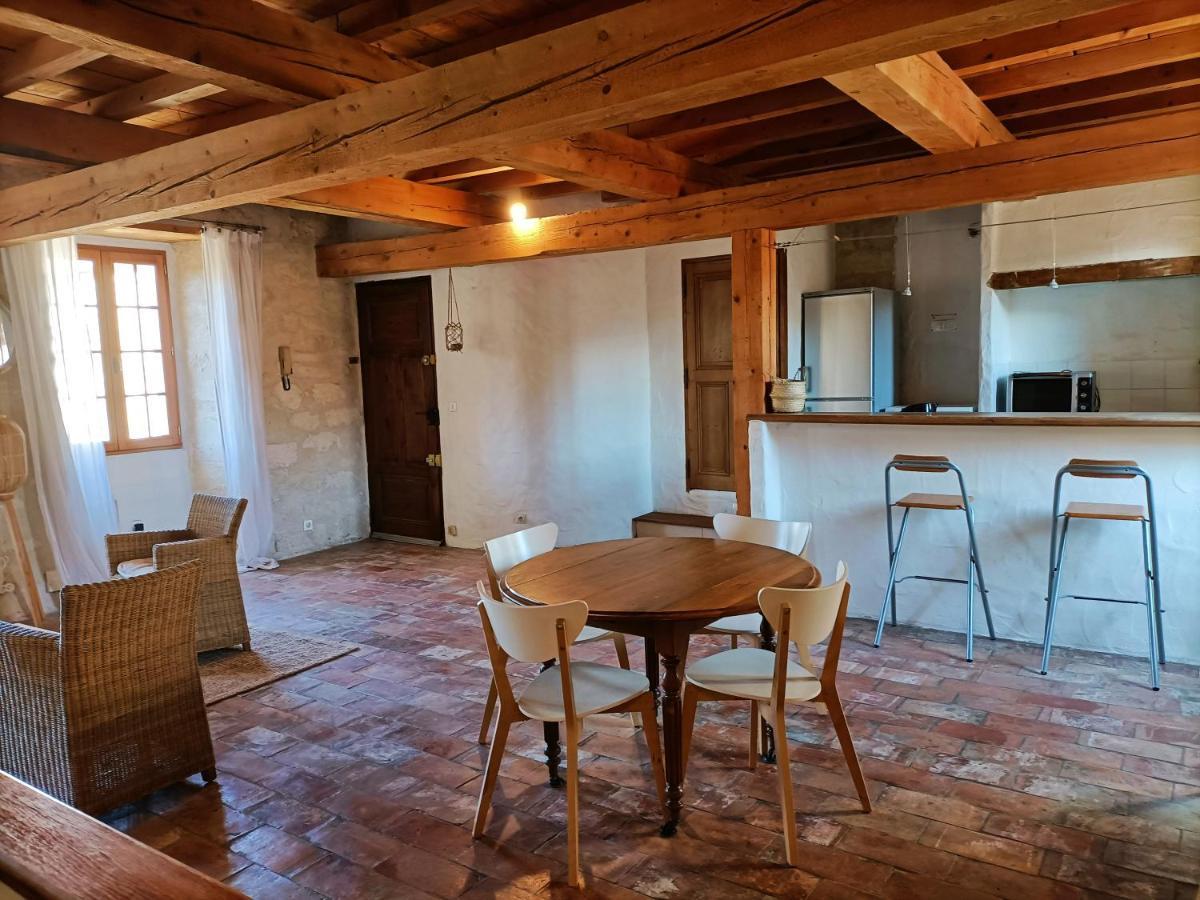 Maison Atypique Coeur De Village Historique Villeneuve-lès-Avignon Eksteriør bilde